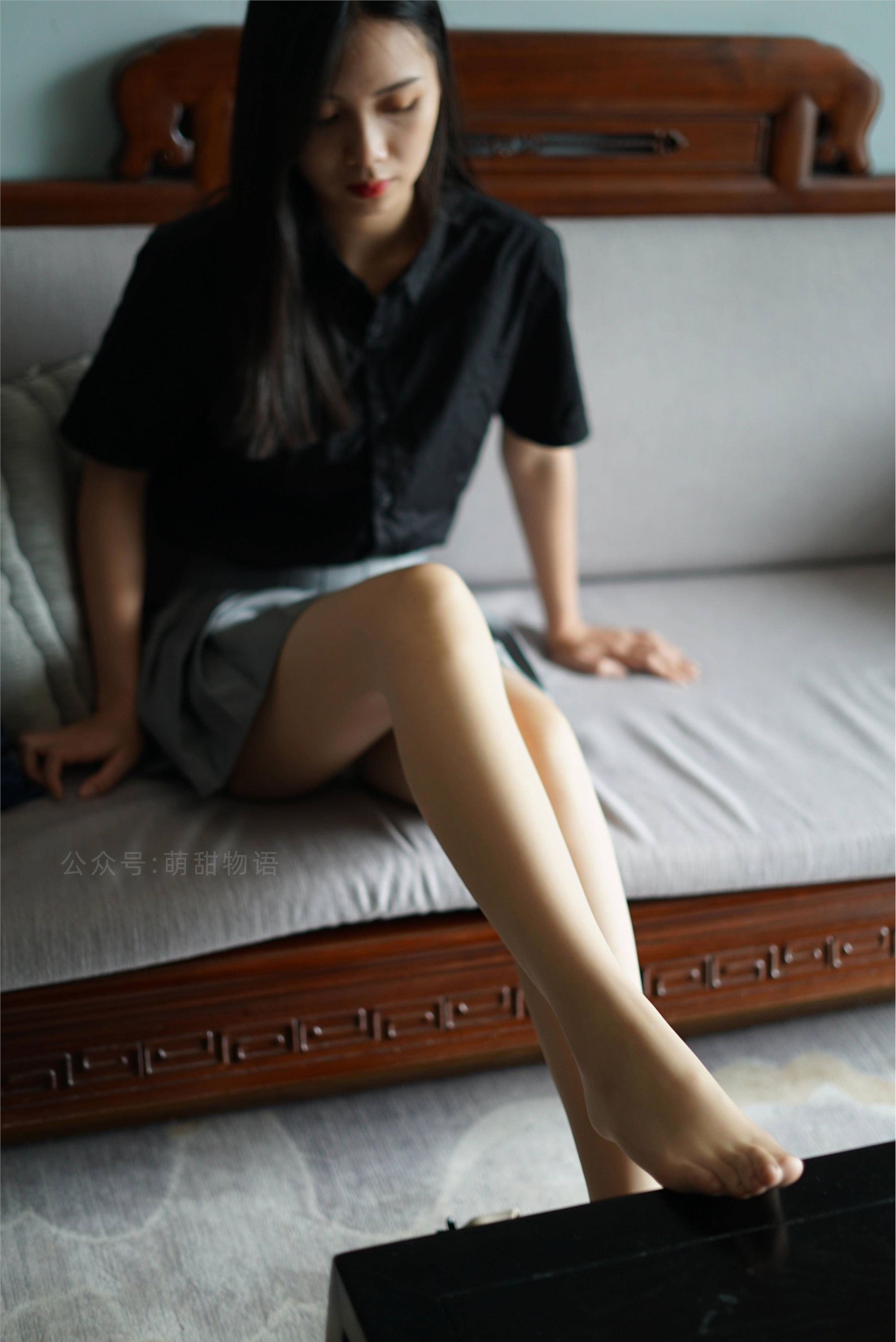 萌甜物语 XM121《短裙黑衬衣-小苏》